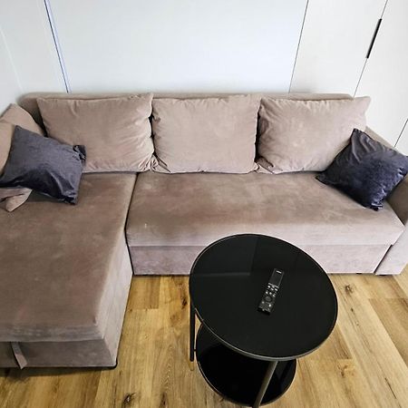 Apartament Bulgarska 59 - Sypialnia I Salon - 40M2 - Self Check In 24H Poznan Ngoại thất bức ảnh